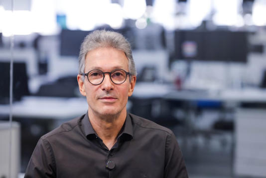 Zema descarta ser vice de Flávio Bolsonaro e reafirma candidatura própria à Presidência